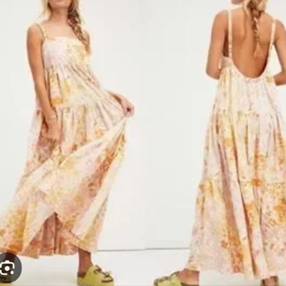 Free People Tiered Floral Maxi Dress - Perfect for Spring/Summer!